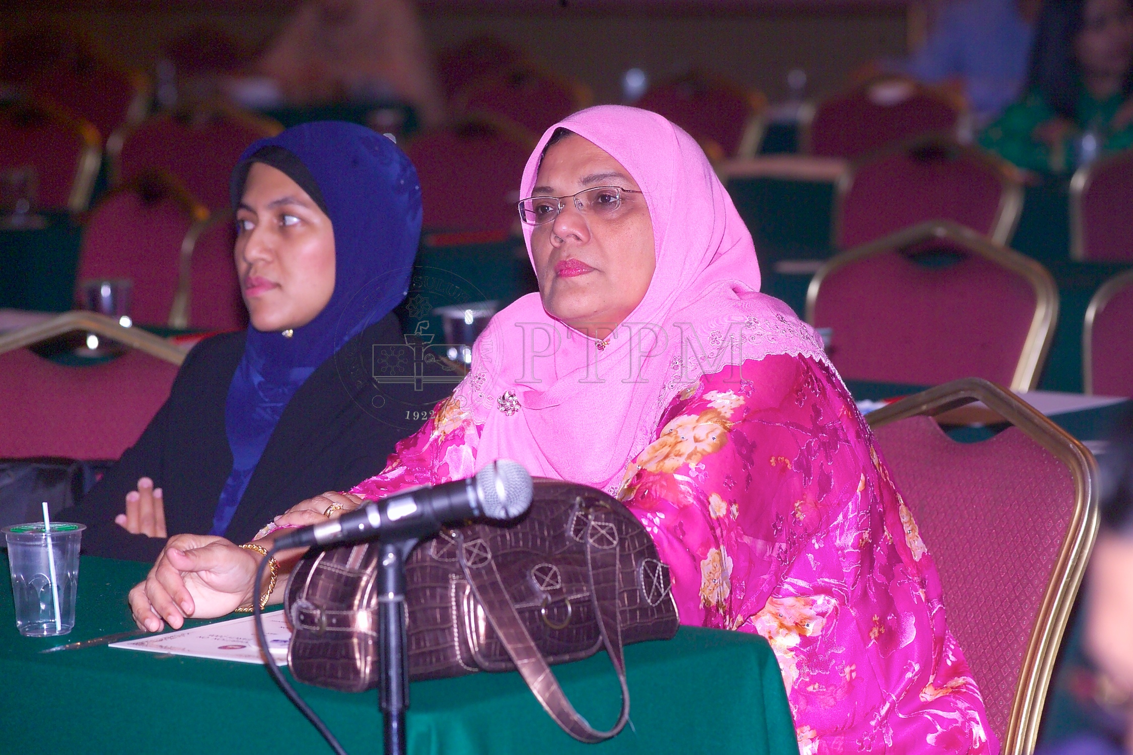 PTPM 06 23 eduresearch D9X40956